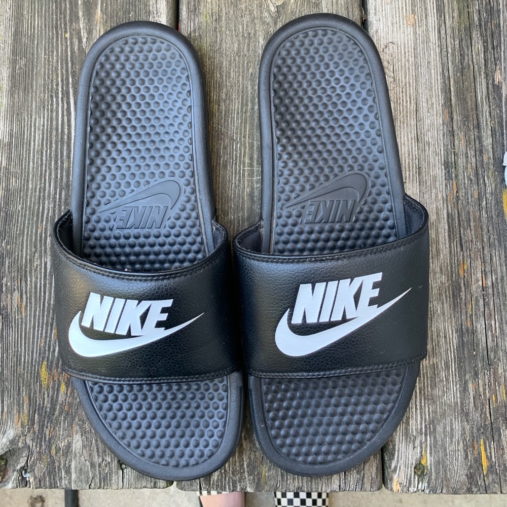 Nike slides